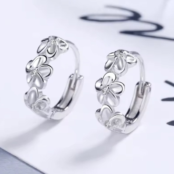 Zara Jewelry - S925 Elegant Silver Needle Floral Hoop Earrings.